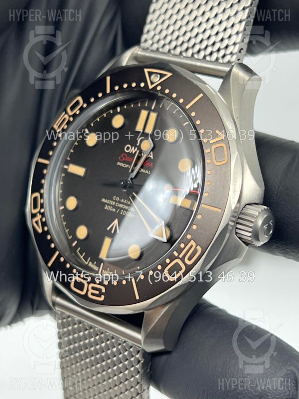Фото 9 - Omega Seamaster Diver 300M 210.90.42.20.01.001 James Bond