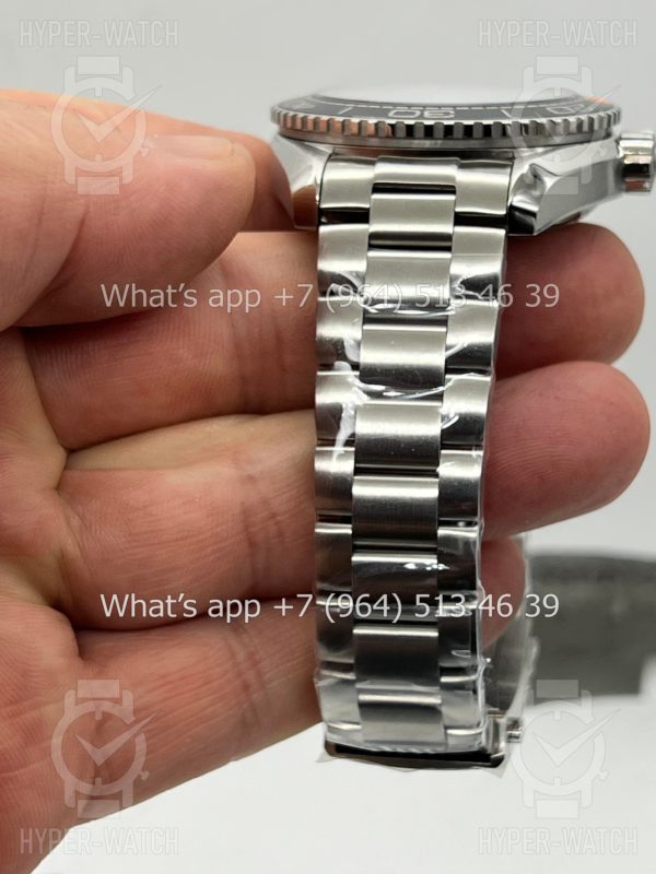 Фото 11 - Omega Seamaster Planet Ocean 600M 215.30.44.21.01.002
