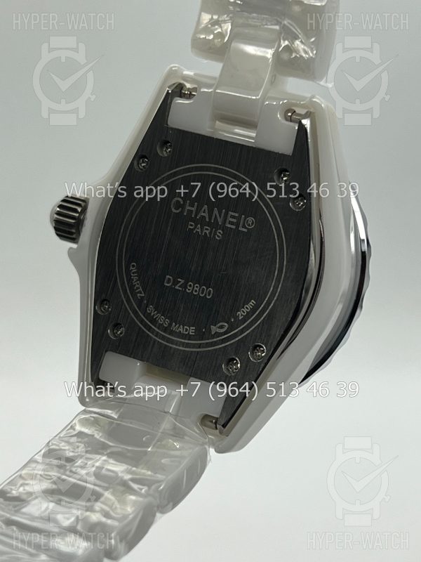 Товар Chanel J12 33mm Art 1658 Фото 13 - Chanel J12 33mm Art 1658