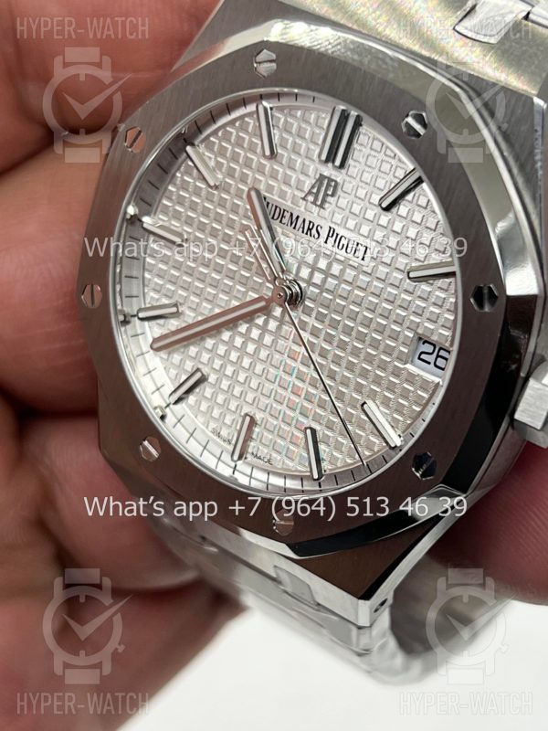 Фото 8 - Audemars Piguet Royal Oak 41mm 15500ST.OO.1220ST.04
