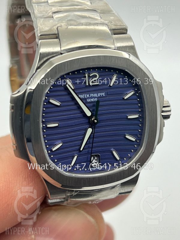 Товар Patek Philippe Nautilus 35mm 7118/1A-001 Фото 5 - Patek Philippe Nautilus 35mm 7118/1A-001