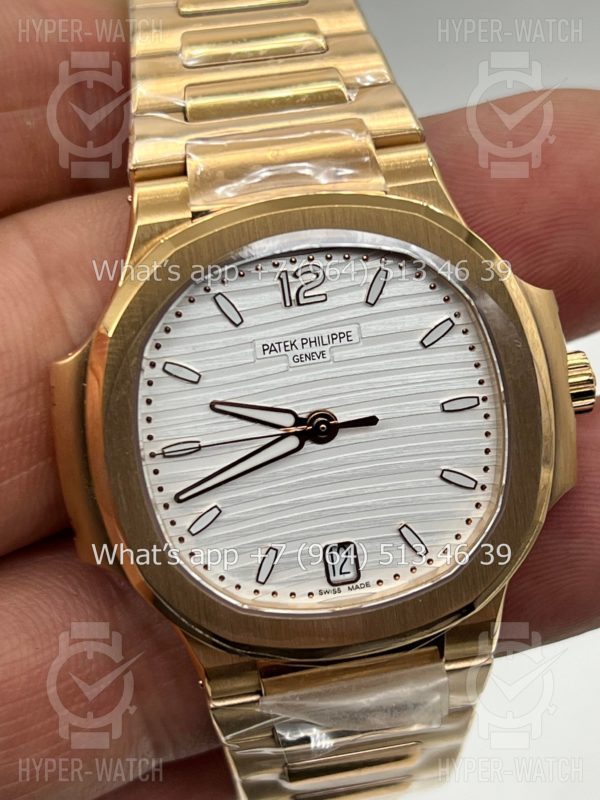 Товар Patek Philippe Nautilus 35mm 7118/1R-001 Фото 5 - Patek Philippe Nautilus 35mm 7118/1R-001