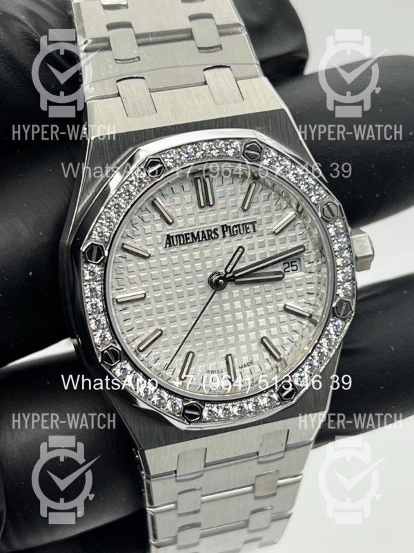 Фото 5 - Audemars Piguet Royal Oak 34mm 77350ST.ZZ.1261ST.01