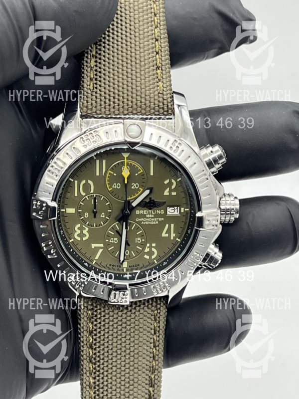 Фото 5 - Breitling Avenger Art 2838
