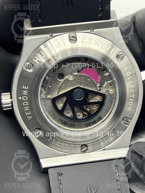 Фото 15 - Hublot Classic Fusion 42mm Art 3635
