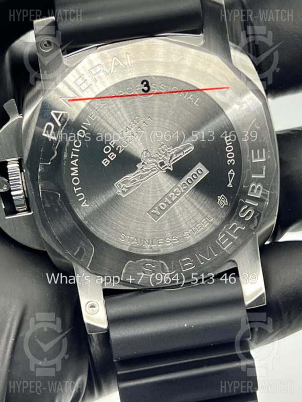 Товар Officine Panerai Luminor Submersible PAM01305 Фото 15 - Officine Panerai Luminor Submersible PAM01305