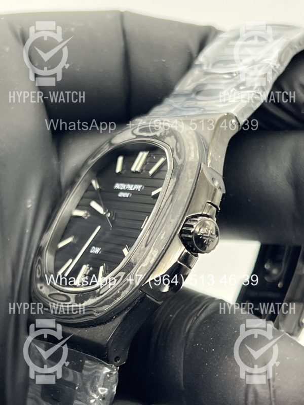 Товар Patek Philippe Nautilus 40mm DiW Carbon 5711 BLACK Фото 7 - Patek Philippe Nautilus 40mm DiW Carbon 5711 BLACK