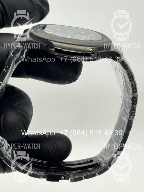 Товар Patek Philippe Nautilus 40mm DiW Carbon 5711 BLACK Фото 17 - Patek Philippe Nautilus 40mm DiW Carbon 5711 BLACK
