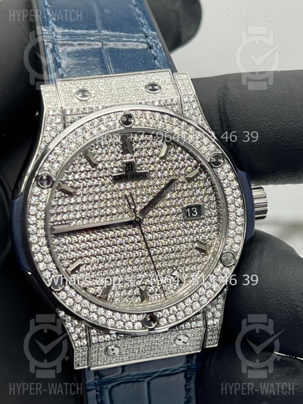 Товар Hublot Classic Fusion 42mm 565.NX.9010.LR Full Pave Blue Фото 9 - Hublot Classic Fusion 42mm 565.NX.9010.LR Full Pave Blue