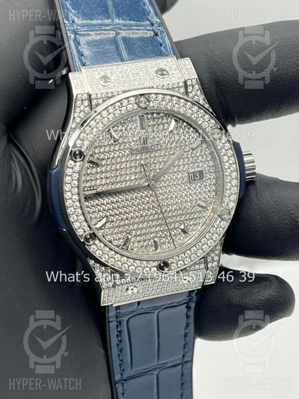 Товар Hublot Classic Fusion 42mm 565.NX.9010.LR Full Pave Blue Фото 12 - Hublot Classic Fusion 42mm 565.NX.9010.LR Full Pave Blue