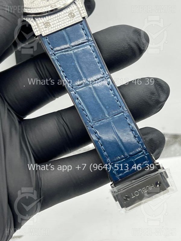 Товар Hublot Classic Fusion 42mm 565.NX.9010.LR Full Pave Blue Фото 14 - Hublot Classic Fusion 42mm 565.NX.9010.LR Full Pave Blue