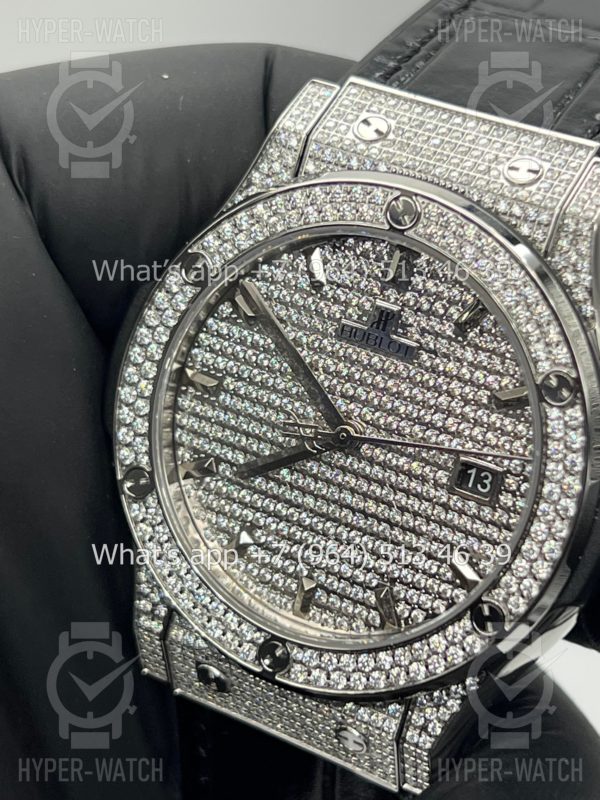 Товар Hublot Classic Fusion 42mm 565.NX.9010.LR.1704 Фото 6 - Hublot Classic Fusion 42mm 565.NX.9010.LR.1704