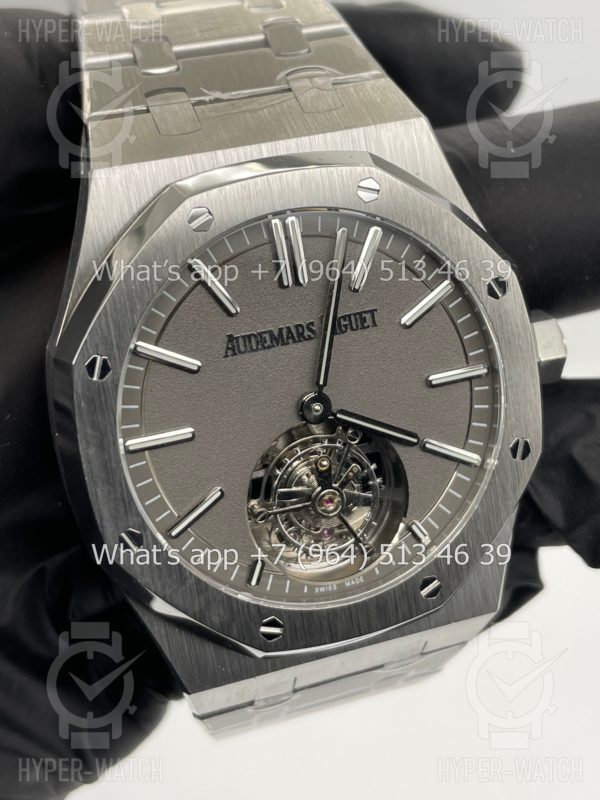 Товар Audemars Piguet Royal Oak Tourbillon 41mm 26530TI.OO.1220TI.01 Фото 4 - Audemars Piguet Royal Oak Tourbillon 41mm 26530TI.OO.1220TI.01