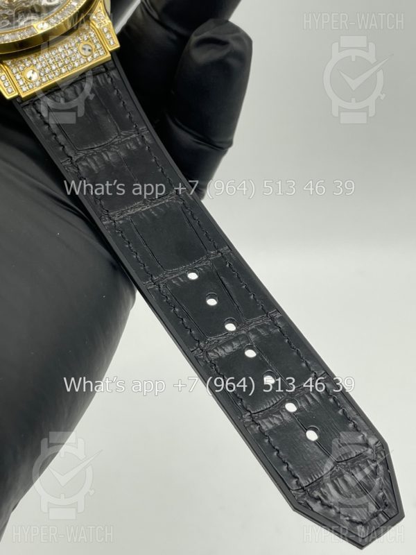 Фото 6 - Hublot Classic Fusion 42mm Diamond Art 4720