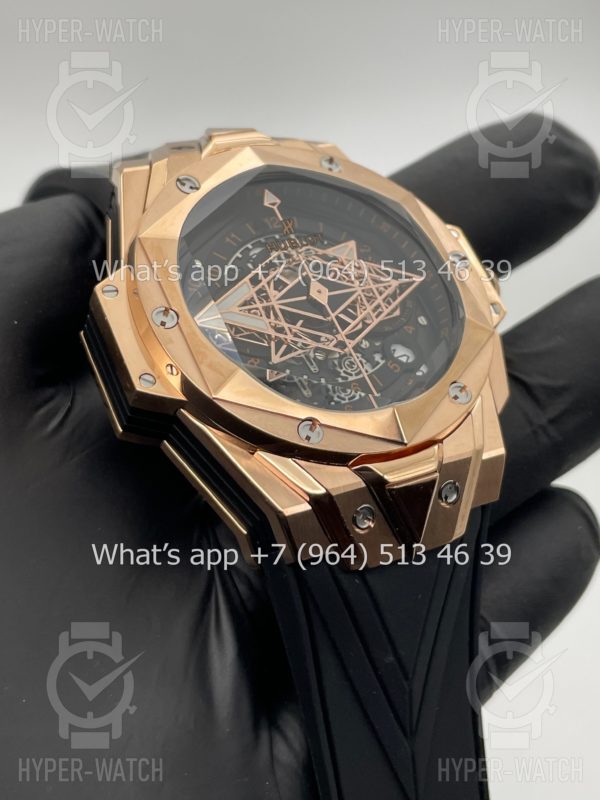 Товар Hublot Big Bang Sang Bleu II 418.OX.1108.RX.MXM19 Фото 4 - Hublot Big Bang Sang Bleu II 418.OX.1108.RX.MXM19