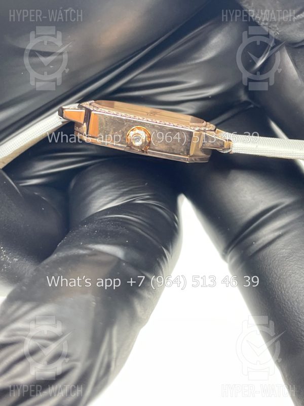Товар Harry Winston Emerald EMEQHM18RR001 Фото 6 - Harry Winston Emerald EMEQHM18RR001