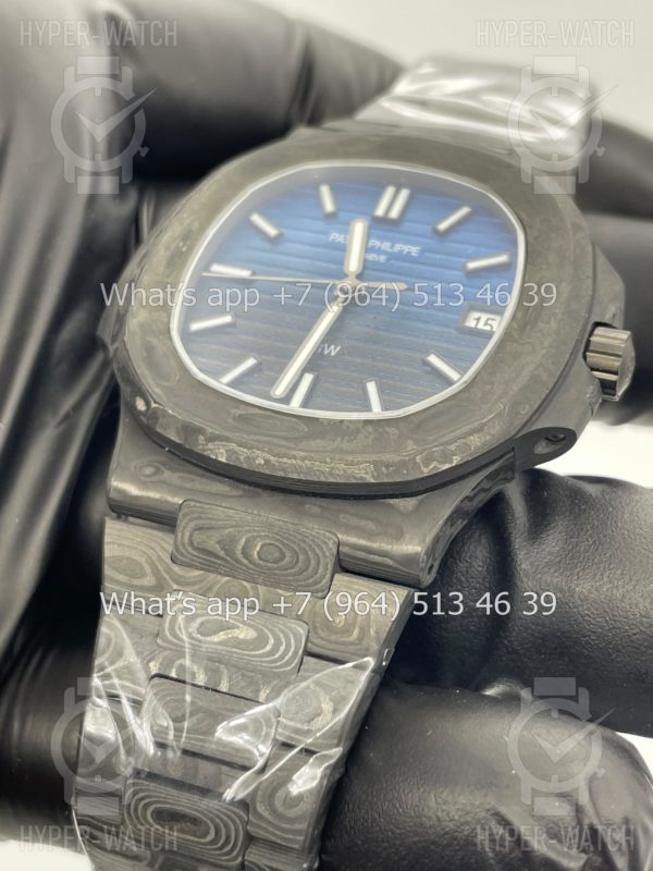 Товар Patek Philippe Nautilus 40mm DiW Carbon 5711 "BLUE GRAIL" Фото 8 - Patek Philippe Nautilus 40mm DiW Carbon 5711 "BLUE GRAIL"