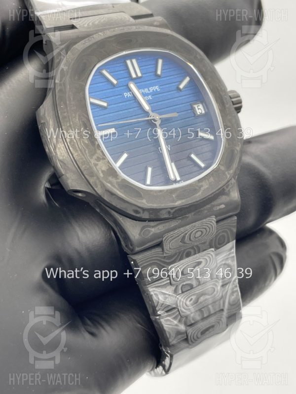 Товар Patek Philippe Nautilus 40mm DiW Carbon 5711 "BLUE GRAIL" Фото 10 - Patek Philippe Nautilus 40mm DiW Carbon 5711 "BLUE GRAIL"