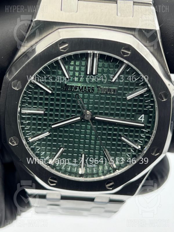 Товар Audemars Piguet Royal Oak 41mm 15510ST.OO.1320ST.04 50th Anniversary Green Фото 7 - Audemars Piguet Royal Oak 41mm 15510ST.OO.1320ST.04 50th Anniversary Green
