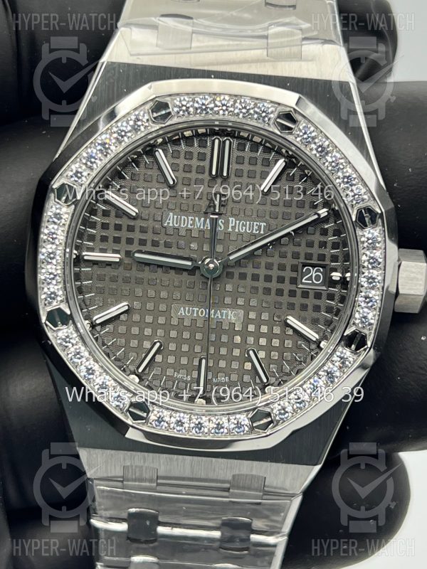 Товар Audemars Piguet Royal Oak 37mm 15451ST.ZZ.1256ST.02 Steel Фото 2 - Audemars Piguet Royal Oak 37mm 15451ST.ZZ.1256ST.02 Steel