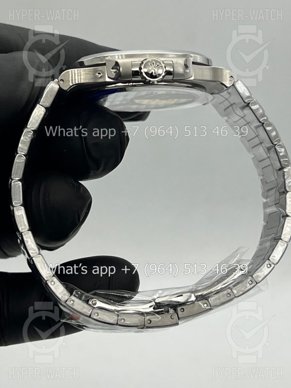 Товар Patek Philippe Nautilus 40mm 5712/1A-001 Blue Фото 9 - Patek Philippe Nautilus 40mm 5712/1A-001 Blue