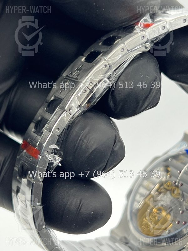 Товар Patek Philippe Nautilus 40mm 5712/1A-001 Blue Фото 13 - Patek Philippe Nautilus 40mm 5712/1A-001 Blue