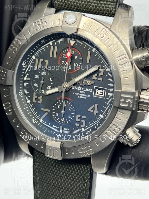 Товар Breitling Avenger E13383101 Фото 3 - Breitling Avenger E13383101