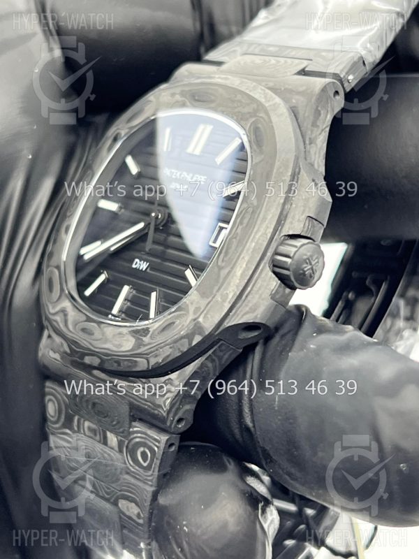 Товар Patek Philippe Nautilus 40mm DiW Carbon 5711 Фото 6 - Patek Philippe Nautilus 40mm DiW Carbon 5711