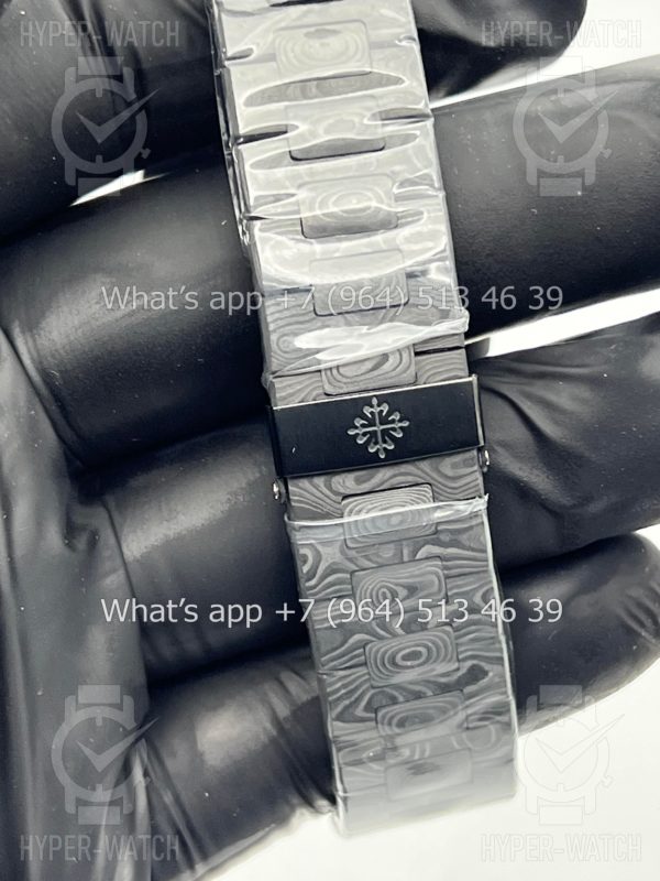 Товар Patek Philippe Nautilus 40mm DiW Carbon 5711 Фото 14 - Patek Philippe Nautilus 40mm DiW Carbon 5711