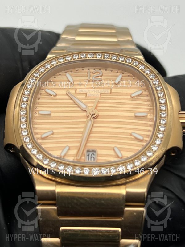 Товар Patek Philippe Nautilus 35mm 7118/1200R-010 Steel Фото 5 - Patek Philippe Nautilus 35mm 7118/1200R-010 Steel