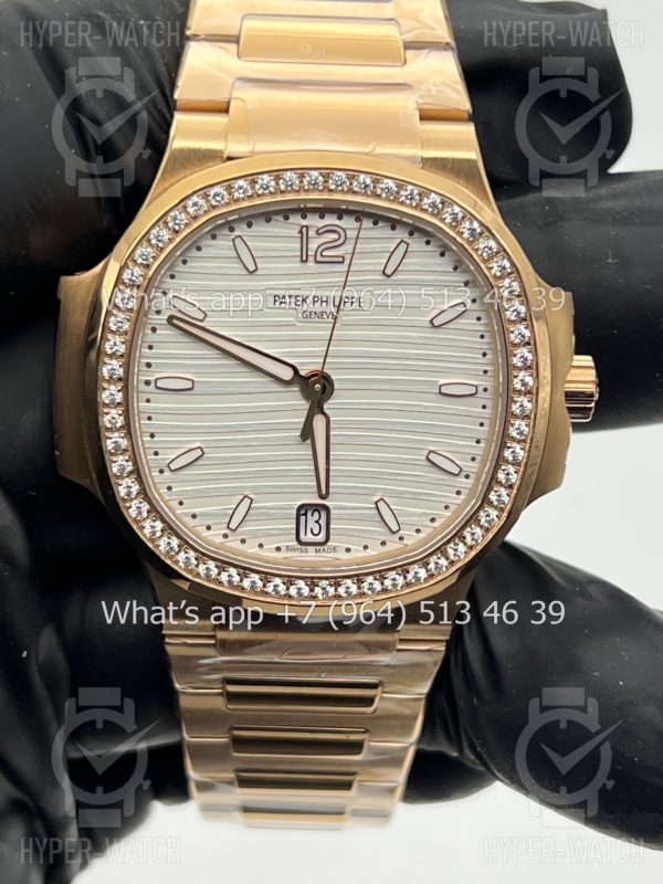 Товар Patek Philippe Nautilus 35mm 7118/1200R-001 Steel Фото 2 - Patek Philippe Nautilus 35mm 7118/1200R-001 Steel