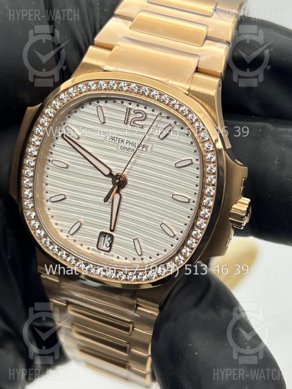 Товар Patek Philippe Nautilus 35mm 7118/1200R-001 Steel Фото 3 - Patek Philippe Nautilus 35mm 7118/1200R-001 Steel