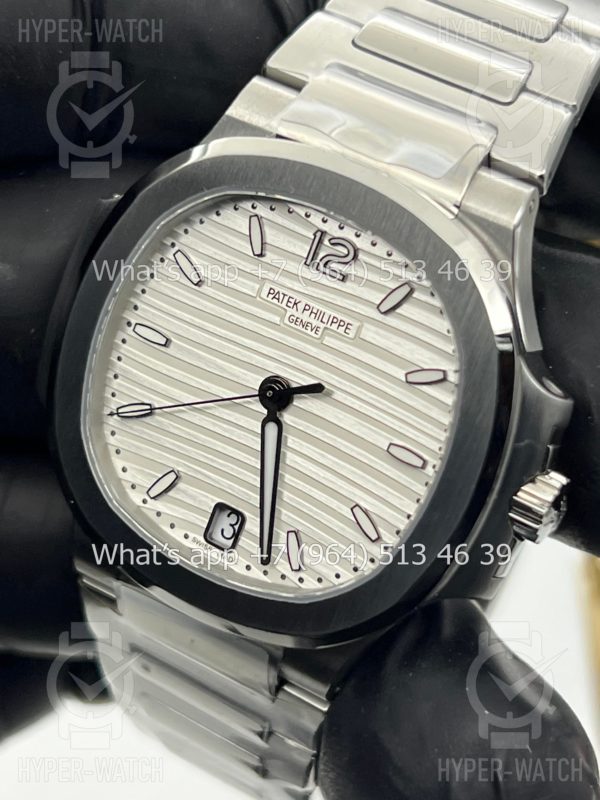 Товар Patek Philippe Nautilus 35mm 7118/1A-010 3K Фото 6 - Patek Philippe Nautilus 35mm 7118/1A-010 3K