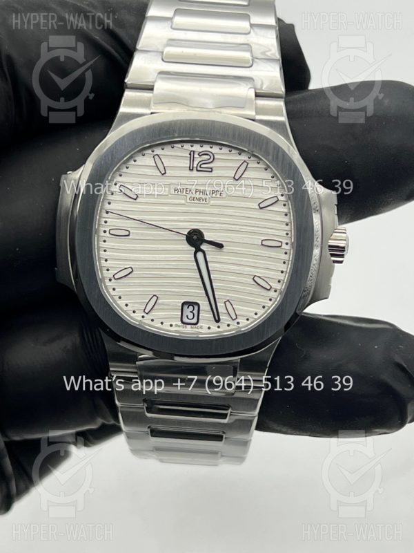 Товар Patek Philippe Nautilus 35mm 7118/1A-010 3K Фото 11 - Patek Philippe Nautilus 35mm 7118/1A-010 3K