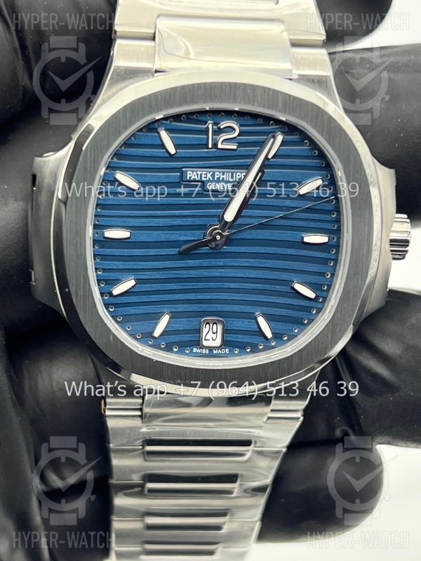 Товар Patek Philippe Nautilus 35mm 7118/1A-001 3K Фото 2 - Patek Philippe Nautilus 35mm 7118/1A-001 3K