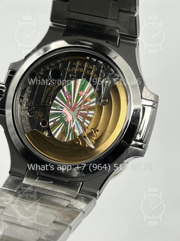 Товар Patek Philippe Nautilus 35mm 7118/1A-001 3K Фото 17 - Patek Philippe Nautilus 35mm 7118/1A-001 3K