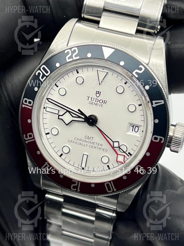 Товар Tudor Black Bay GMT m79830rb-0010 Фото 3 - Tudor Black Bay GMT m79830rb-0010