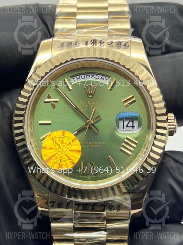 Фото 2 - Rolex Day-Date 40mm Art 6578