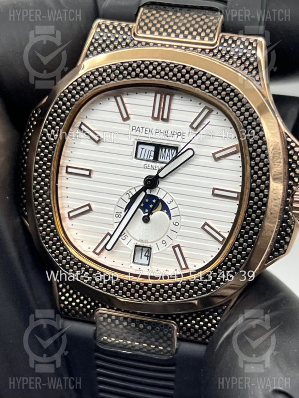 Фото 2 - Patek Philippe Nautilus 40mm Engraved Art 6754