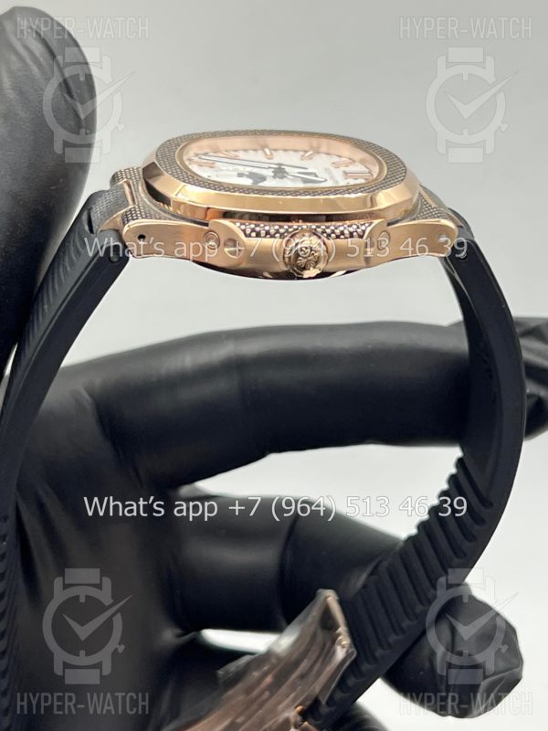 Фото 17 - Patek Philippe Nautilus 40mm Engraved Art 6754