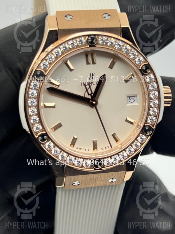 Товар Hublot Classic Fusion 33mm 581.OE.2080.LR.1204 Diamond Фото 3 - Hublot Classic Fusion 33mm 581.OE.2080.LR.1204 Diamond