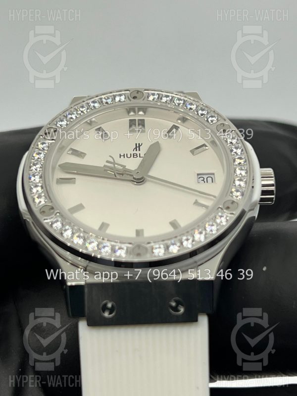 Товар Hublot Classic Fusion 33mm 581.NE.2010.LR.1204 Diamond Фото 8 - Hublot Classic Fusion 33mm 581.NE.2010.LR.1204 Diamond