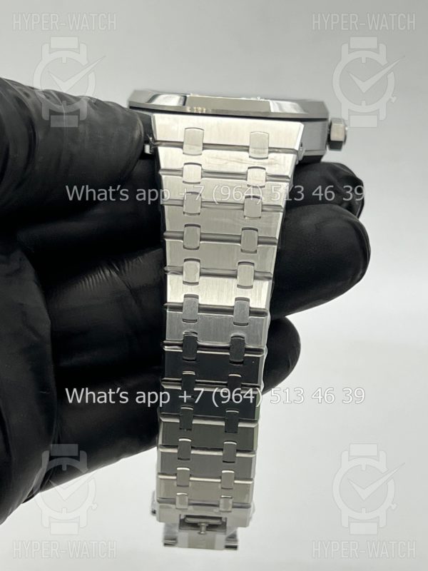 Товар Audemars Piguet Royal Oak Tourbillon 41mm 26730TI.OO.1320TI.01 50th Anniversary Фото 11 - Audemars Piguet Royal Oak Tourbillon 41mm 26730TI.OO.1320TI.01 50th Anniversary