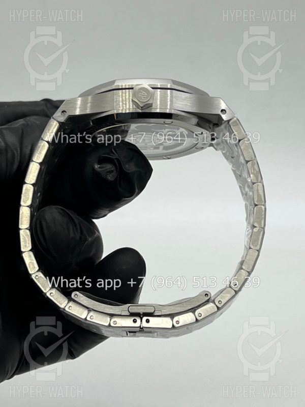 Товар Audemars Piguet Royal Oak Tourbillon 41mm 26730TI.OO.1320TI.01 50th Anniversary Фото 13 - Audemars Piguet Royal Oak Tourbillon 41mm 26730TI.OO.1320TI.01 50th Anniversary