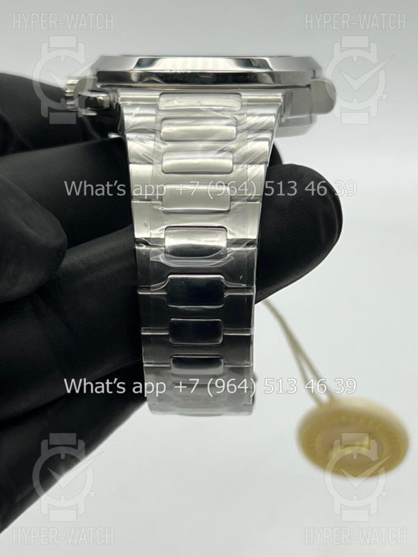 Товар Patek Philippe Nautilus 44mm 5990/1A-011 Фото 15 - Patek Philippe Nautilus 44mm 5990/1A-011