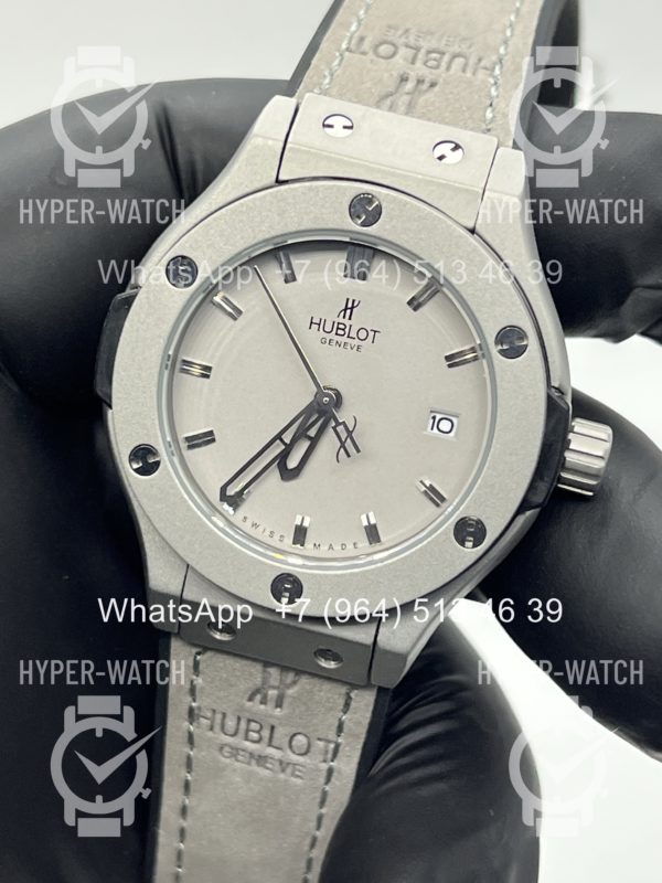 Фото 2 - Hublot Classic Fusion 33mm Art 7276