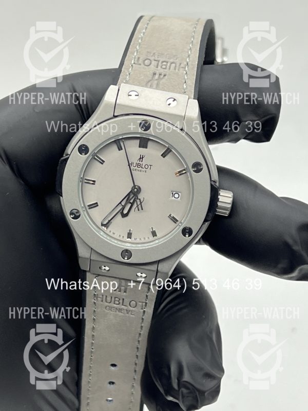 Фото 6 - Hublot Classic Fusion 33mm Art 7276