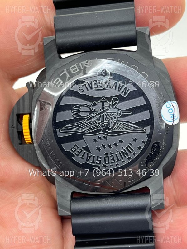 Фото 12 - Officine Panerai Luminor Submersible PAM01324