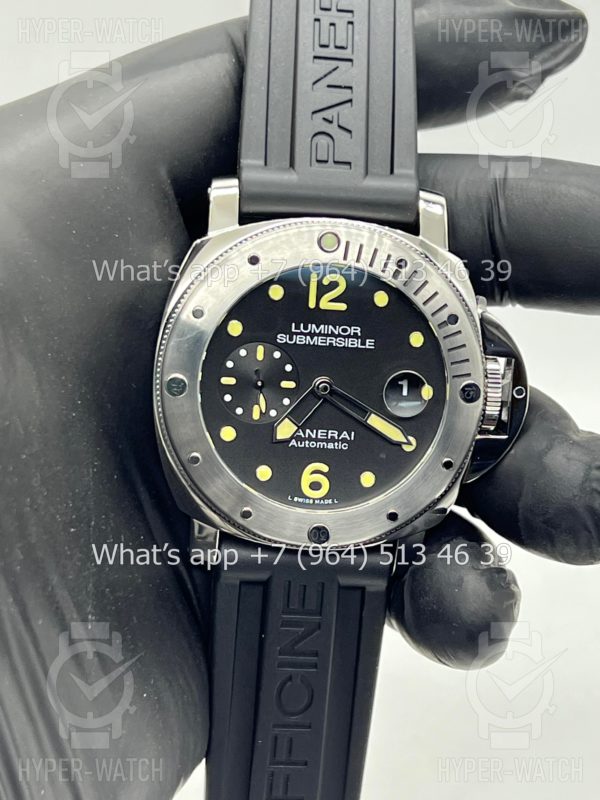 Фото 10 - Officine Panerai Luminor Submersible PAM01024