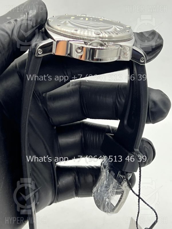 Фото 14 - Officine Panerai Luminor Submersible PAM01024